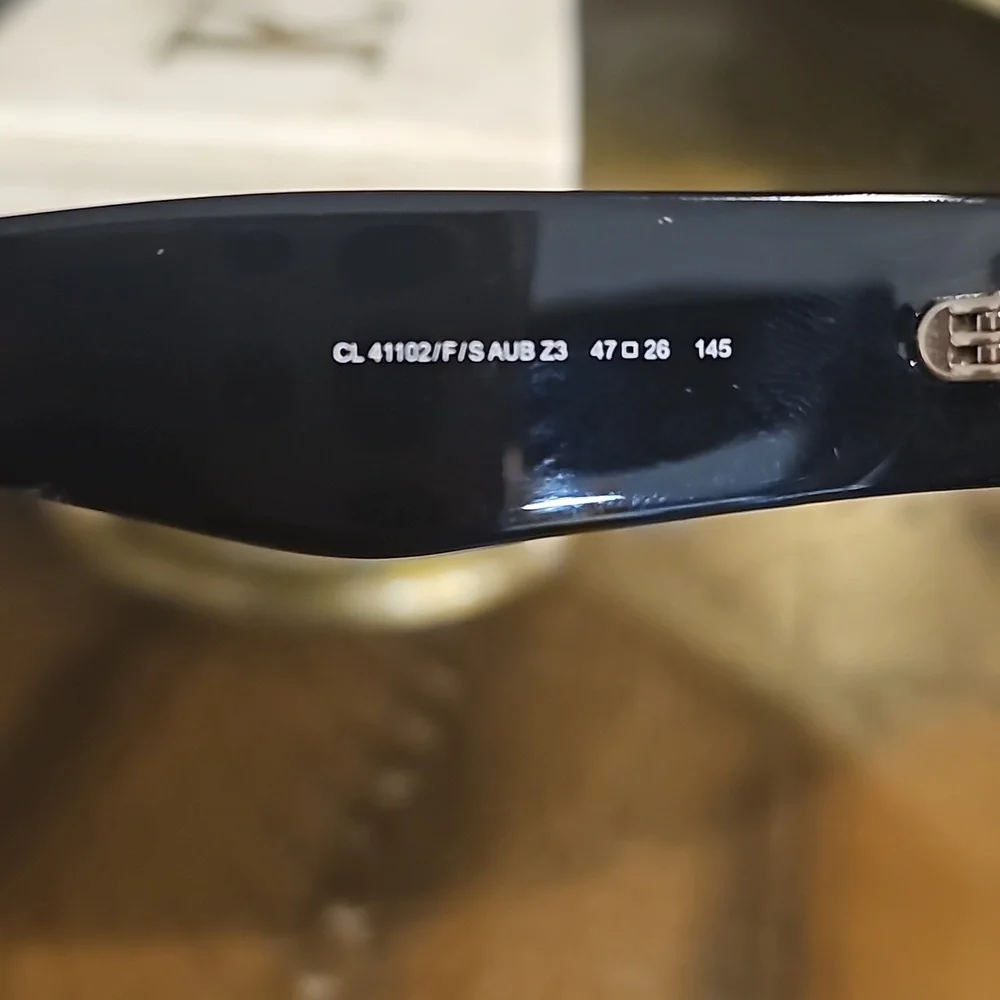 Sunglasses - Picture 4 of 5